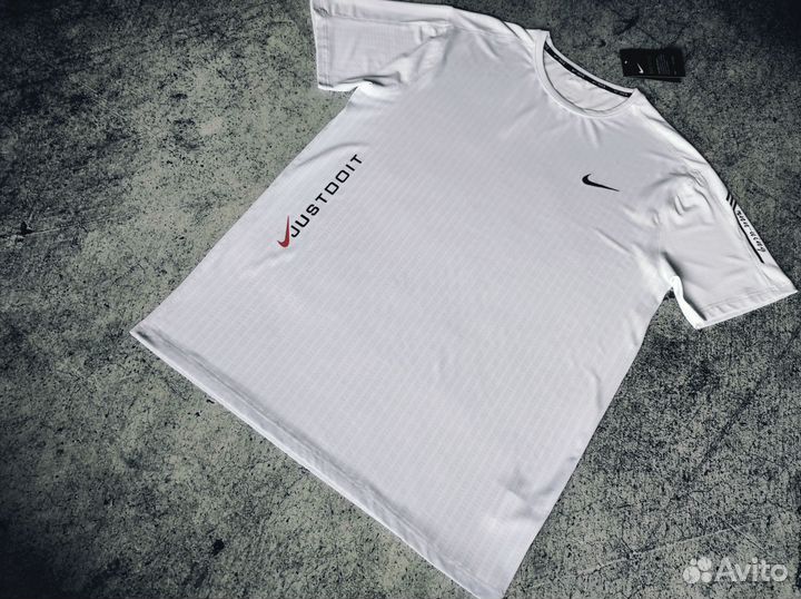 Спортивная футболка Nike dri fit