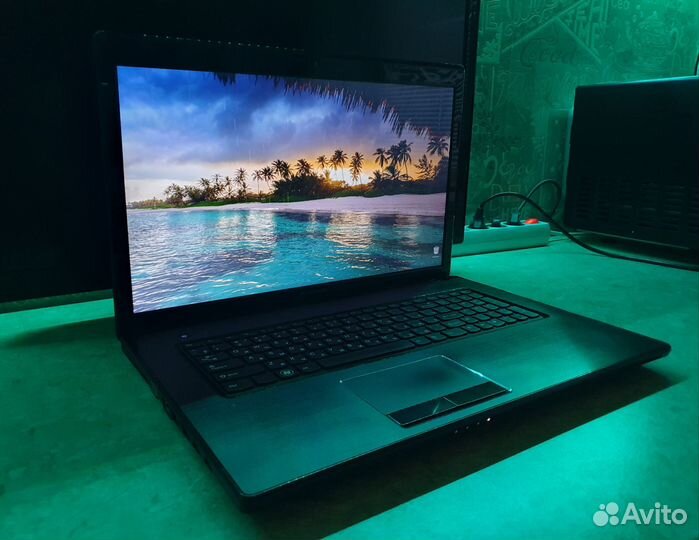 Lenovo (17.3/i5) g780