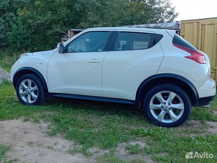 Nissan Juke, 2011