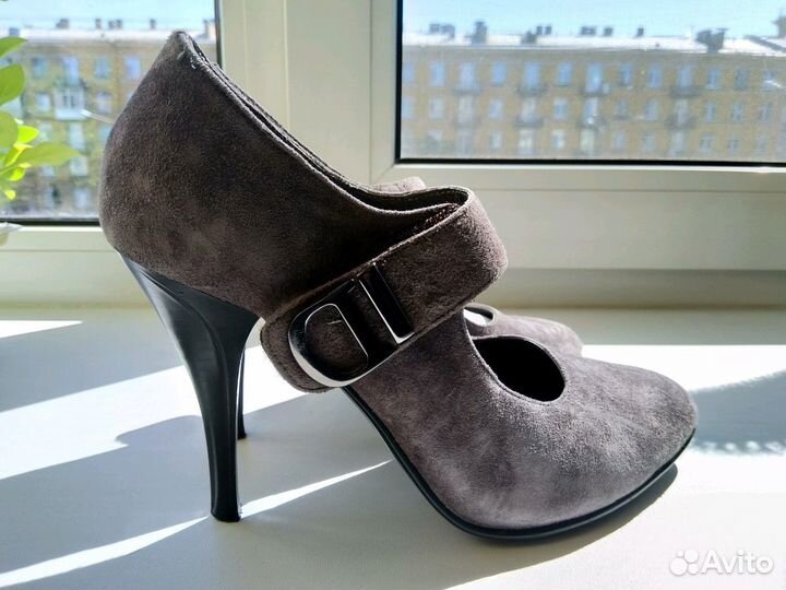 Туфли новые замша