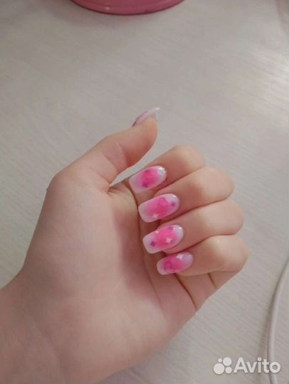 Наращивание ногтей