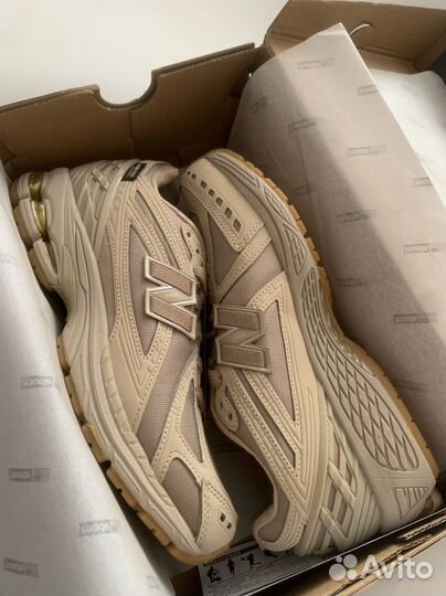 New Balance 1906R Cordura Desert