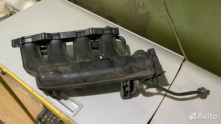 Коллектор впускной Mercedes w211 e200