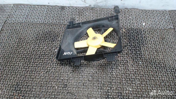 Вентилятор радиатора Mazda 121, 1996