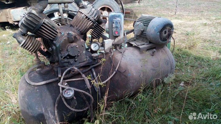 Воздушный компрессор