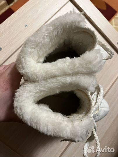 Коньки фигурные 35 размер