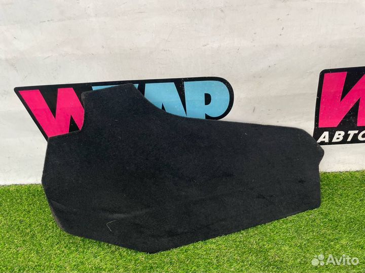 Консоль салона Tesla Model Y 2021 1493061-00-C