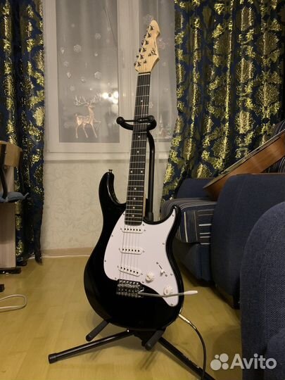 Электрогитара