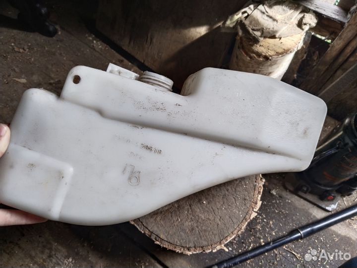 Бачок омывателя