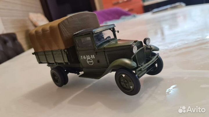 Сборная модель грузовика газ-аа