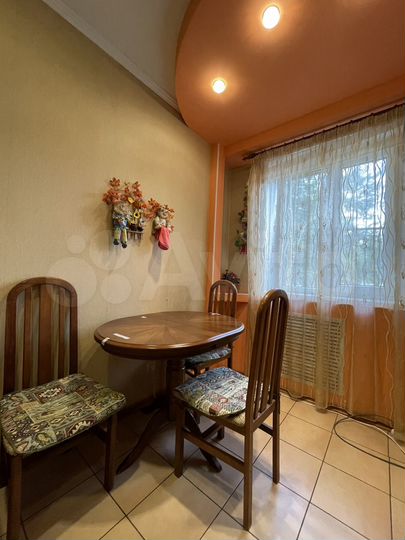 3-к. квартира, 72 м², 1/9 эт.