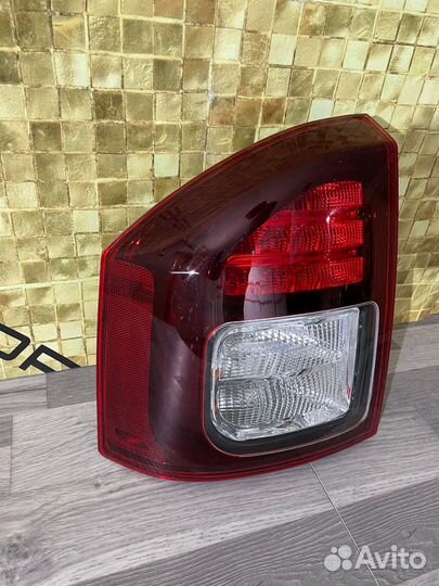 Ориг Фонарь задний левый Jeep Compass 13-16 г LED