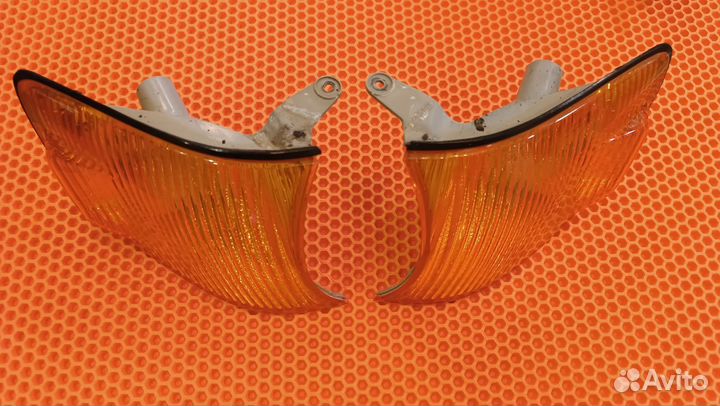 Поворотники оригинал рыжие jzx100 chaser