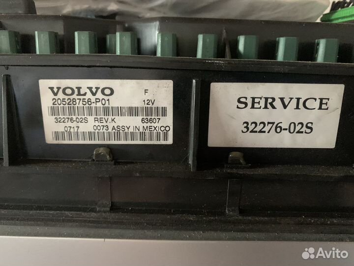 Шиток приборов volvo vnl