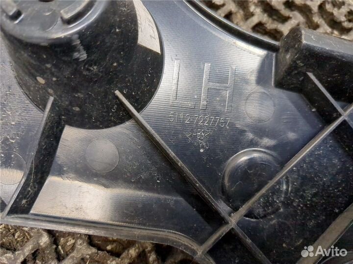 Кронштейн бампера BMW X5 E70, 2012