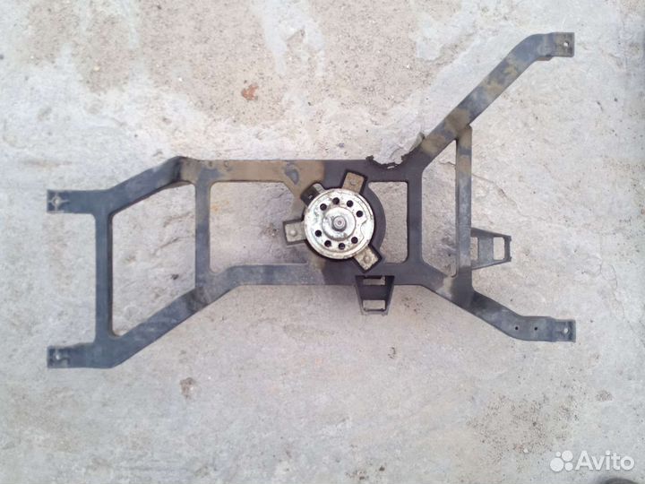 Двигатель вентилятора охлаждения renault logan