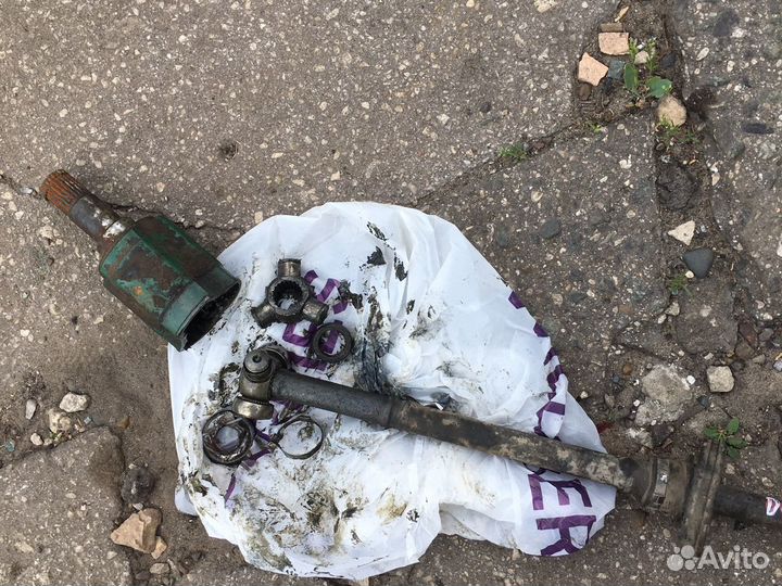 Привод правый Мазда Демио 1