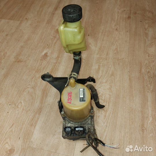 Электрогидроусилитель руля Mazda 3 BK 2003-2009