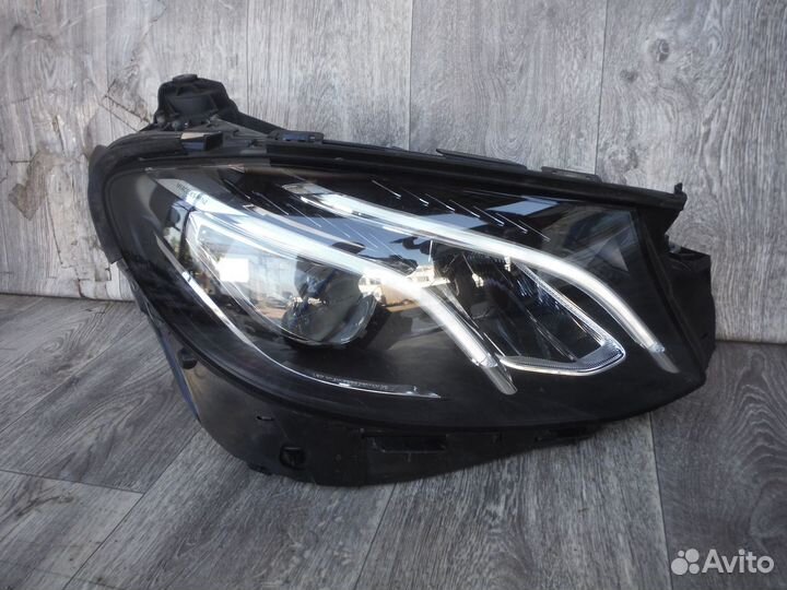 Фара правая (№13) Mercedes E W213 2019