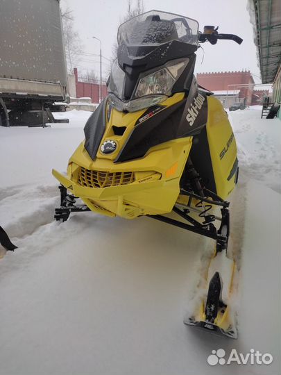 BRP Ski Doo Summit 800