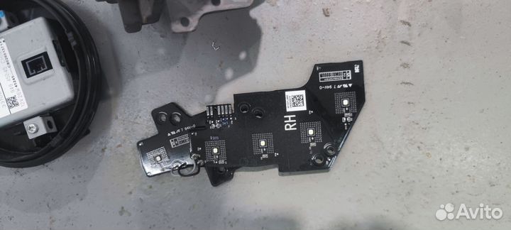 Составляющие правой фары honda pilot 3