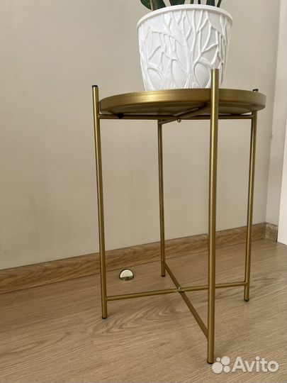 Подставка - столик металический