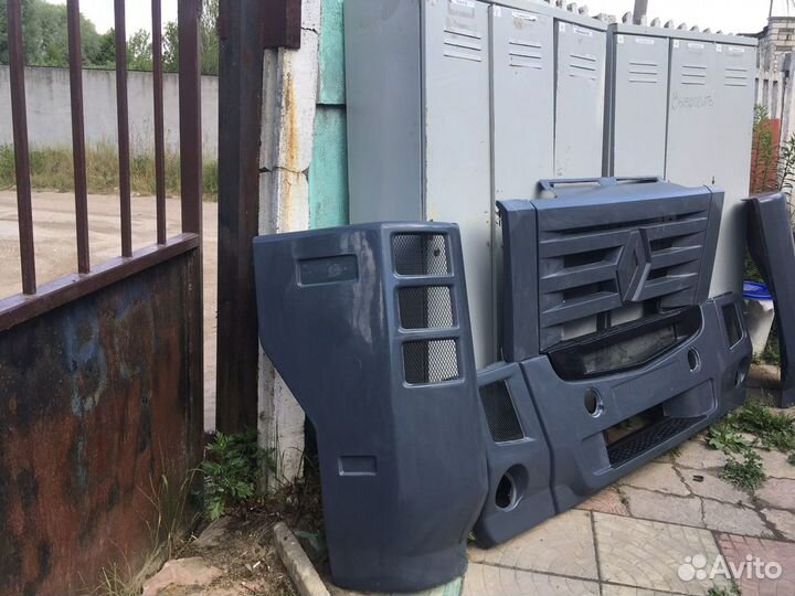 Облицовка к Рено Магнум (Renault Magnum 1997-2013)