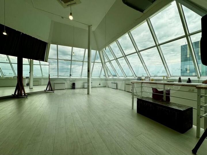 Продам помещение свободного назначения, 216 м²