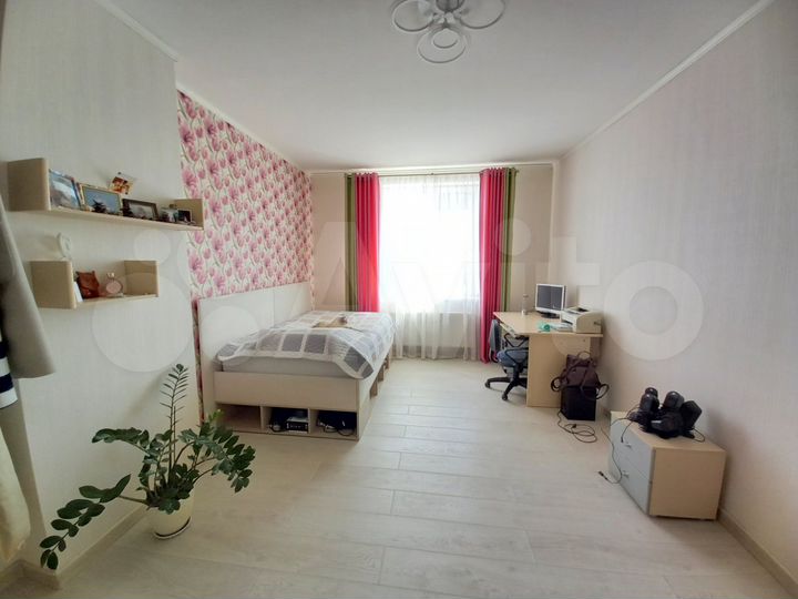3-к. квартира, 88,5 м², 3/25 эт.