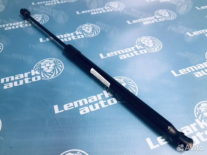 Амортизатор крышки багажника Hyundai Solaris