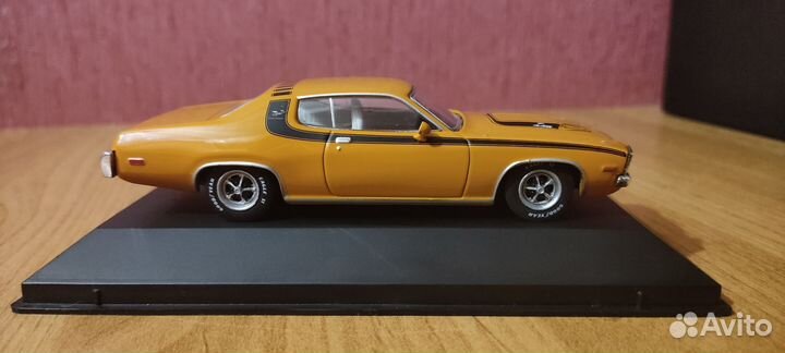 Модель 1/43 Plymouth Road Runner 1974