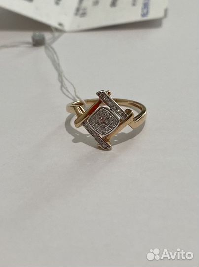 Золотое кольцо с бриллиантами 585