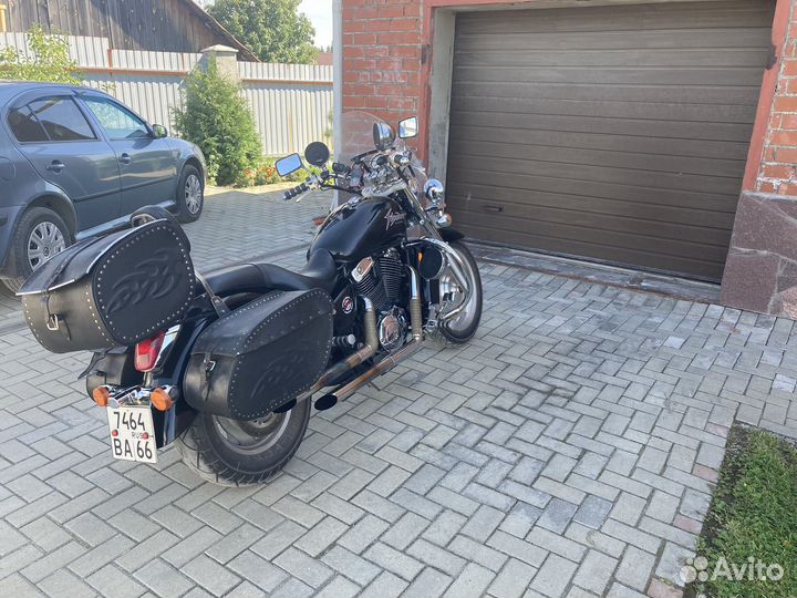 Мотоцикл Honda Shadow Sabre VT1100