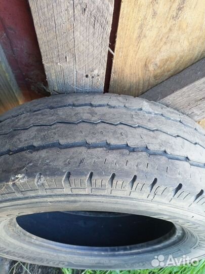 Continental Vanco 205/75 R16