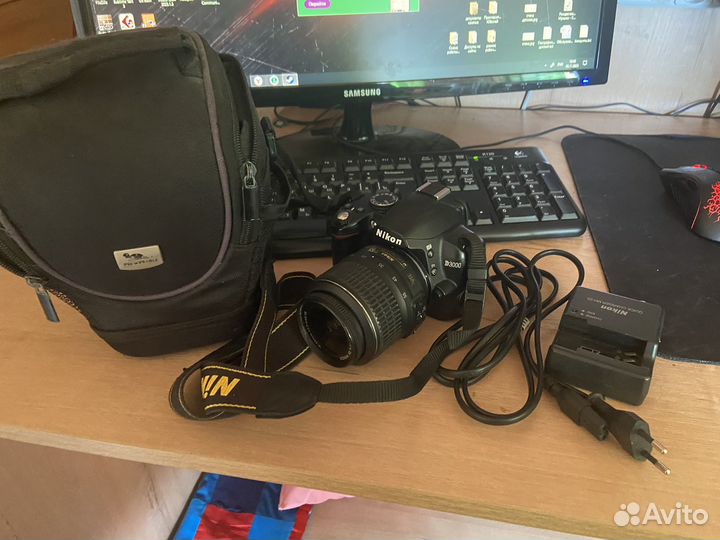 Зеркальный фотоаппарат Nikon D3000