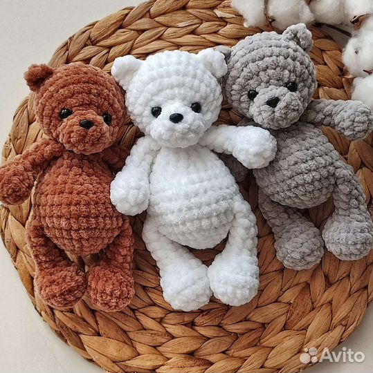 Вязаная игрушка мишка Тишка