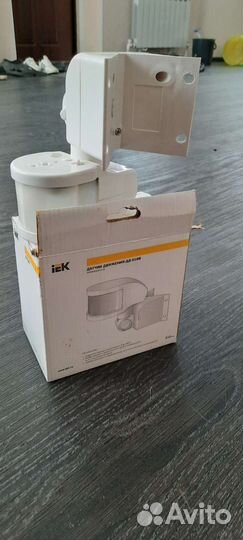 Датчик движения дд-018В 1100Вт 270град 12м IEK