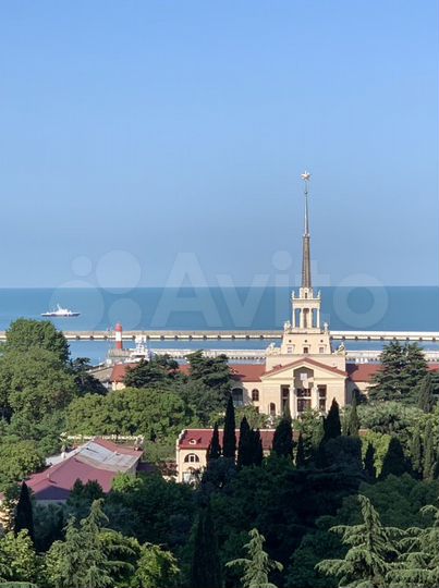 2-к. квартира, 63 м², 8/18 эт.