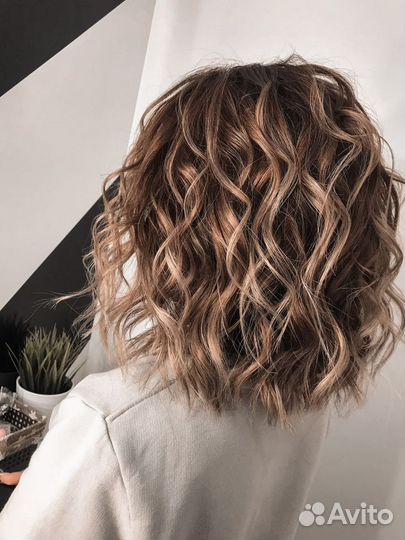 Укладки, локоны, афро-кудри