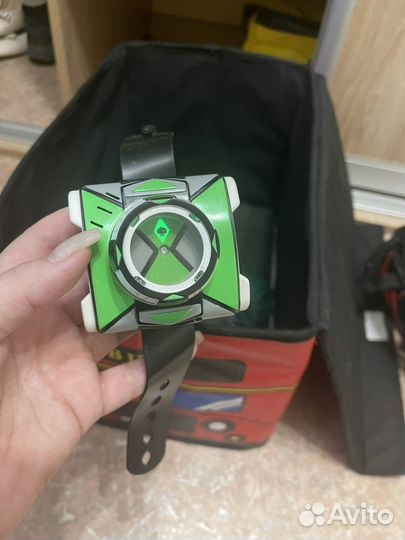 Часы омнитрикс, бен тен