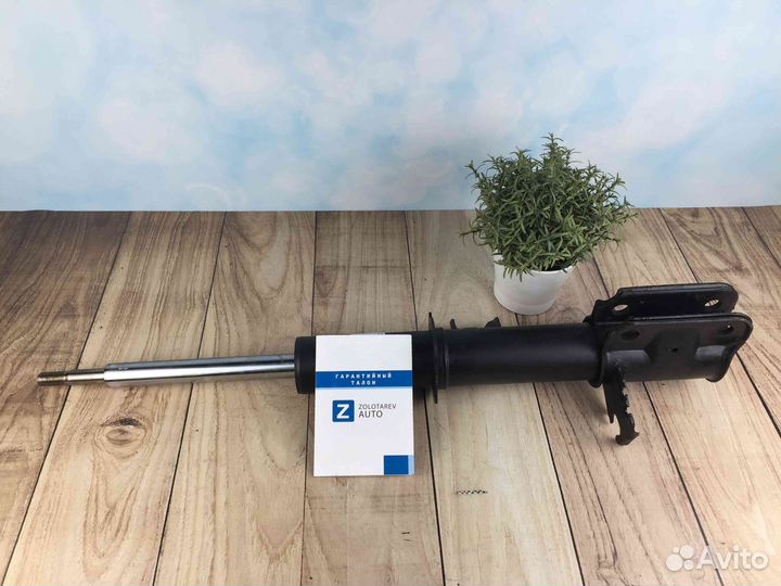 Амортизатор передний Land Rover Range Rover Vogue