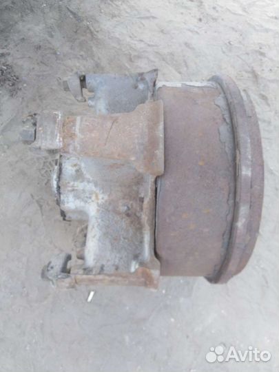 Ступицы на прицеп в сборе