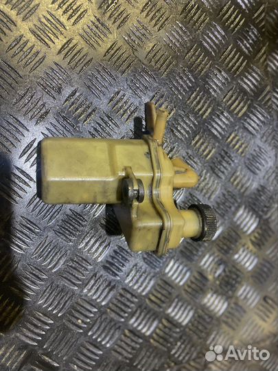 Бачок гидроусилителя mazda 3 bk 1.6