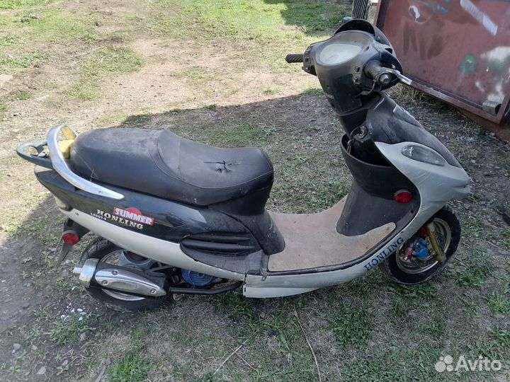 Продам скутер хонлинг