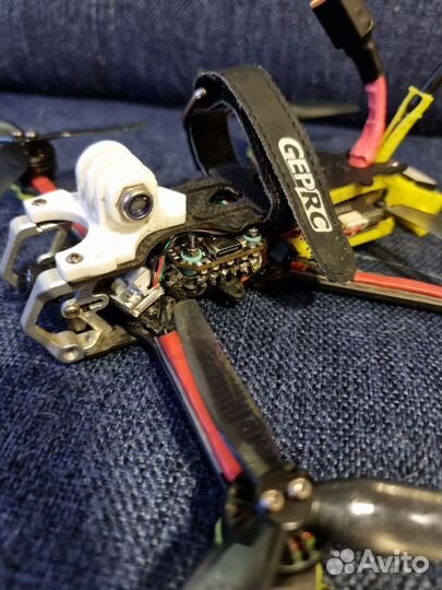 Квадрокоптер цифра diatone roma lr4