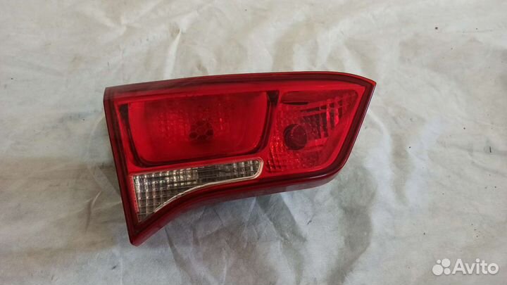 Фонарь правый Kia Rio 3