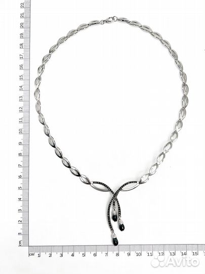 Колье из серебра с опалами и шпинелями