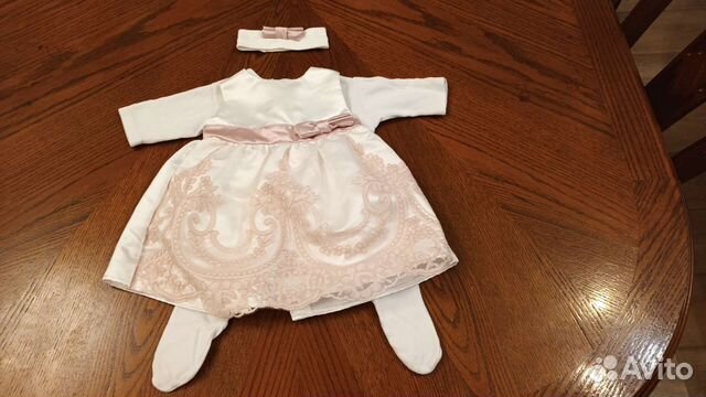 Комплект на выписку для девочки