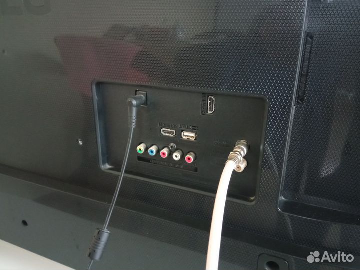 Телевизор LG 43LJ510V
