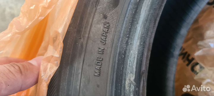 Toyo Tranpath MPZ 215/60 R17